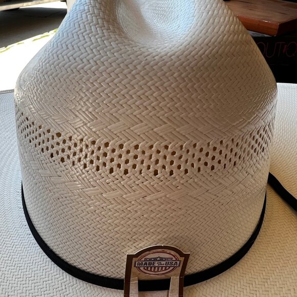 Larry Mahan's Panhandle - (10X) Straw Cowboy Hat main image 1
